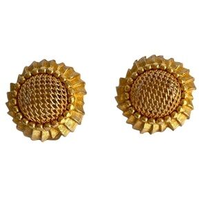 Vintage‎ Sunflower Clip On Earrings Gold Tone Flower 60s Retro Hippie Boho